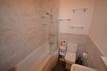 5 bed house, Rhondda Street, Mount Pleasant, Swansea, SA16ET - Image 7