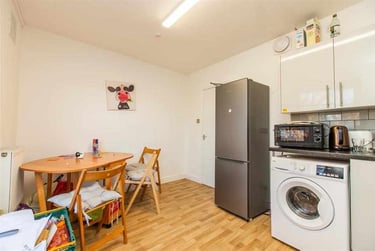 3 bed flat, Bristol Road, Selly Oak, Birmingham, B296HW - Image 4