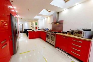 6 bed house, Heeley Road, Selly Park, Birmingham, B296EL - Image 2