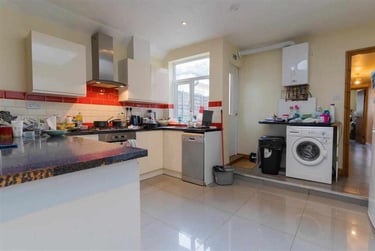 7 bed house, Tiverton Road, Selly Park, Birmingham, B296BP - Image 4