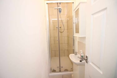 6 bed house, Cathays, Cardiff, CF244QQ - Image 11
