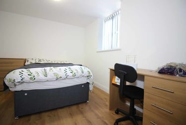6 bed house, Cathays, Cardiff, CF244JL - Image 5
