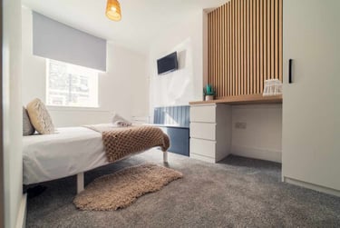 6 bed house, Splott, Cardiff, CF242DQ - Image 2