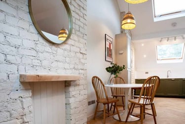 3 bed flat, Flat 2, 16 Beaufort Avenue, West Didsbury, Manchester, M201LL - Image 2