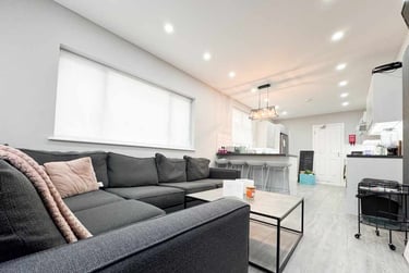 5 bed house, Cathays, Cardiff, CF244QE - Image 1