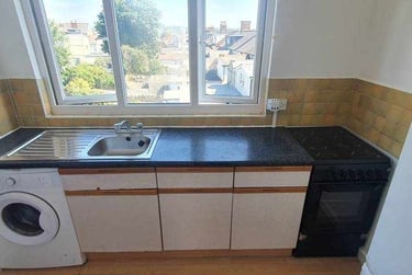 1 bed flat, 4, 18, Cathays, Cardiff, CF244BZ - Image 3