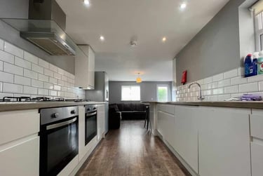 8 bed house, Cathays, Plasnewydd, Cardiff, CF244BQ - Image 3