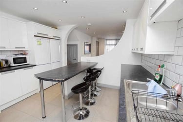 7 bed house, Teignmouth Road, Selly Park, Birmingham, B297AY - Image 4