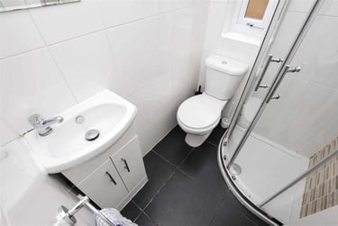 7 bed house, Dartmouth Road, Selly Park, Birmingham, B296DR - Image 11