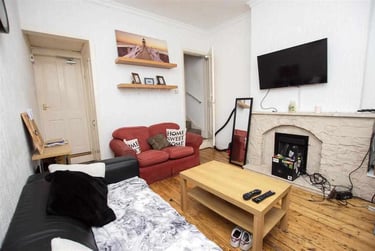 4 bed house, Pershore Road, Selly Park, Birmingham, B297LS - Image 2