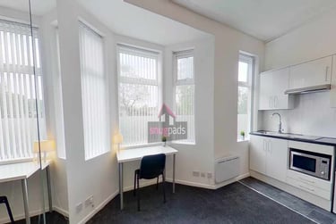 1 bed studio, Salford, Ellesmere Park, M300DX - Image 3