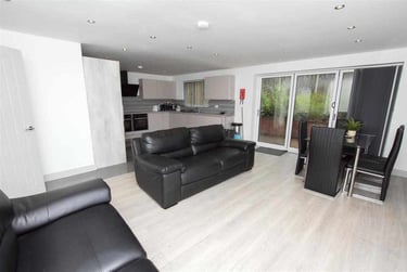 6 bed house, Heeley Road, Selly Park, Birmingham, B296EZ - Image 1