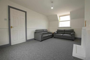 5 bed flat, Oak Tree Lane, Selly Oak, Birmingham, B296HX - Image 2