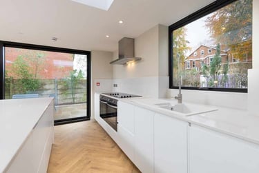 8 bed house, Ladybarn Lane, Fallowfield, Manchester, M146WP - Image 1