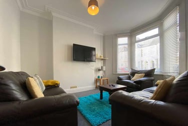 4 bed house, Cathays, Cardiff, CF244QT - Image 2