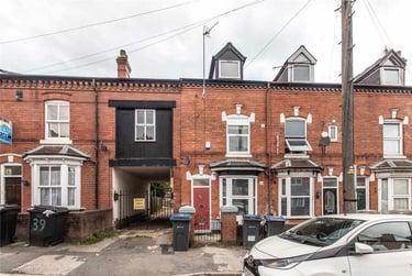 6 bed house, Harrow Road, Selly Park, Birmingham, B297DN - Image 1