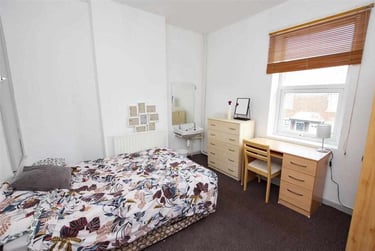 4 bed house, Dawlish Road, Selly Park, Birmingham, B297AF - Image 3