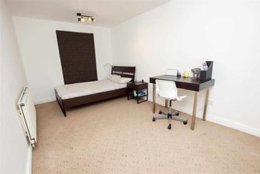 2 bed flat, Seymour Close, Selly Park, Birmingham, B297JD - Image 5