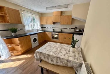 4 bed house, Roe Drive, Earlham, Norwich, NR58BT - Image 4