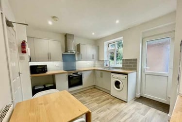 4 bed house, South Park Avenue, Eaton, Norwich, NR47AZ - Image 2