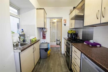 4 bed house, Dawlish Road, Selly Park, Birmingham, B297AT - Image 3