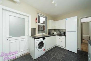 7 bed house, Landcross Road Fallowfield Manchester, Fallowfield, Manchester, M146NB - Image 5