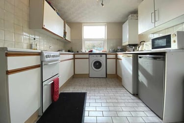 4 bed house, Cathays, Cardiff, CF244JN - Image 2