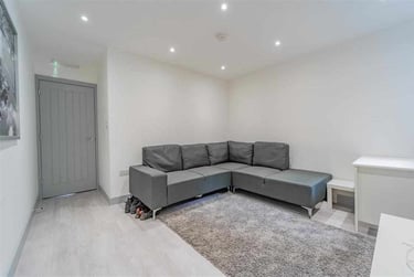 6 bed house, North Road, Selly Park, Birmingham, B296AW - Image 3