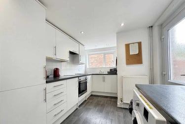 4 bed house, Bonhay Road, St David's, Exeter, EX44BL - Image 4