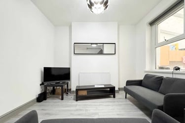 4 bed house, Cathays, Plasnewydd, Cardiff, CF244DG - Image 2