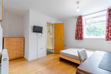 3 bed flat, Bristol Road, Selly Park, Birmingham, B296BE - Image 9