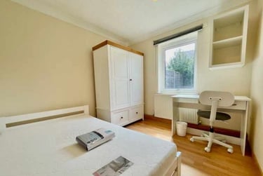 4 bed house, Webster Close, Clover Hill, Norwich, NR59DF - Image 6