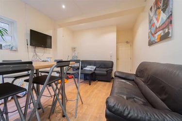 6 bed house, 11 Selly Hill Road, Selly Park, Birmingham, B297DL - Image 2