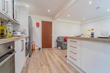 4 bed house, Keneggy Mews, Selly Park, Birmingham, B297AQ - Image 3