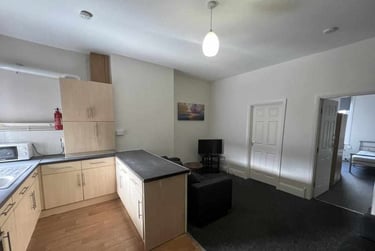 4 bed flat, Ecclesall Road, Sharrow, Sheffield, S118NX - Image 2