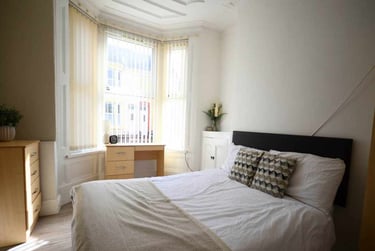 4 bed house, Kensington Fields, Low Hill, Liverpool, L78RD - Image 2