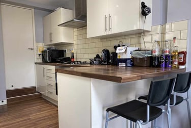 6 bed house, Cathays, Plasnewydd, Cardiff, CF244DH - Image 2