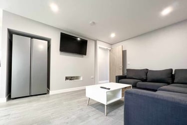 6 bed house, Cathays, Cardiff, CF244JG - Image 3