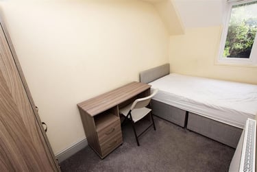5 bed house, Selly Hill Road, Selly Park, Birmingham, B297DL - Image 9