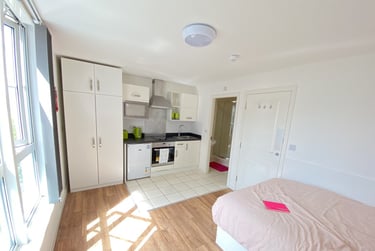 1 bed flat, (Standard Studio), Watkin Road, Freemans Meadow, City Centre, Leicester, LE27HY - Image 4