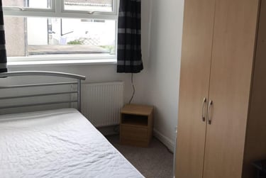 4 bed house, Fleet Street, Sandfields, Swansea, SA13UT - Image 4