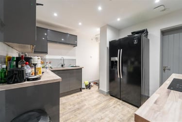 4 bed house, Luton Road, Selly Park, Birmingham, B297BN - Image 1