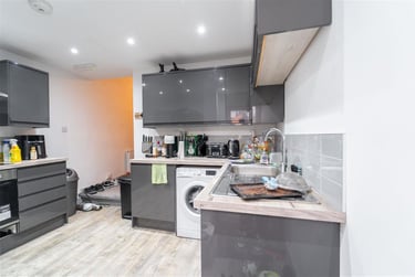 4 bed house, Luton Road, Selly Park, Birmingham, B297BN - Image 3
