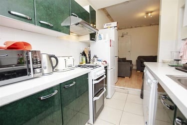 5 bed house, Hubert Road, Selly Park, Birmingham, B296EP - Image 2