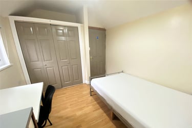 4 bed house, Norfolk Street, Mount Pleasant, Swansea, SA16JQ - Image 3