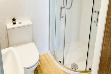 1 bed flat, (Studio) - West Street, Highfields, Leicester, LE16XQ - Image 3