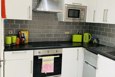 1 bed house, Extra Large Studio, Demontfort Street, Highfields, Leicester, LE17GW - Image 6