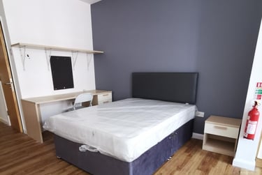 1 bed studio, The Kingsway, Portland House, City Centre, Swansea, SA15HN - Image 3