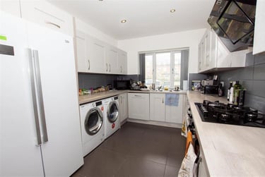 6 bed house, Harborne Lane, Selly Park, Birmingham, B296TQ - Image 4
