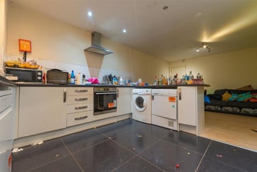 6 bed house, Heeley Road, Selly Park, Birmingham, B296EL - Image 3